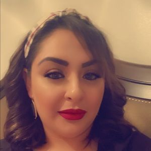 Meet your Posher, Bianca